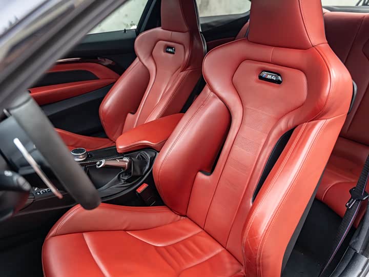 BMW M4 2017 M 4 — фото 10