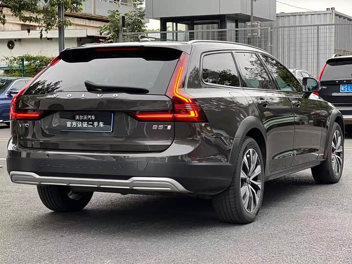 Volvo V90 2022 Cross Country B 5 AWD — фото 11