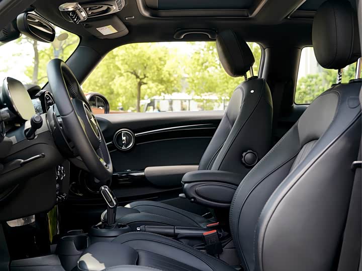 MINI Hatch — фото 10