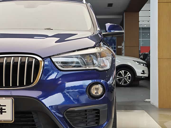 BMW X1 2019 s Drive 20 Li Leading — фото 2