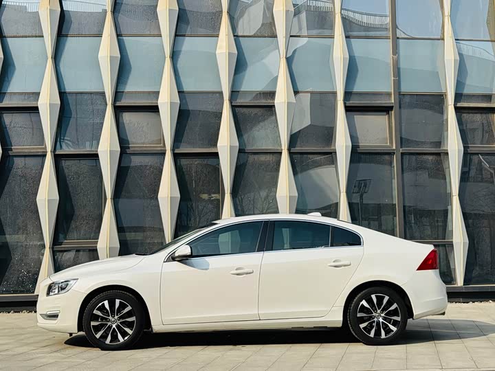 Volvo S60 2018 S 60 L T 3 — фото 3