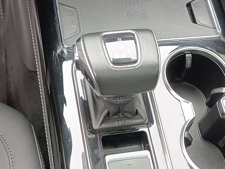 Hongqi HS7 2019 3.0 T AT 4 WD — фото 13