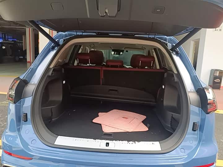 Hongqi HS5 2023 2.0 T Pro — фото 15