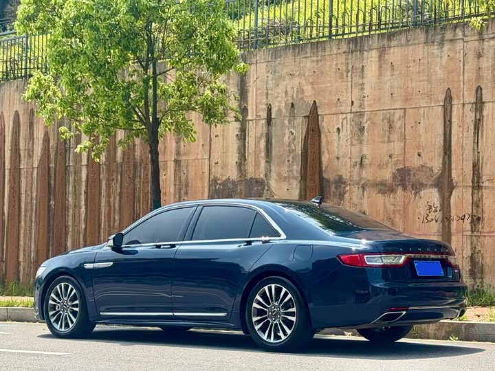 Lincoln Continental — фото 4