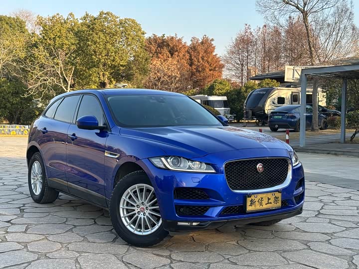 Jaguar F-PACE 2018 2.0 T 4 WD — фото 3
