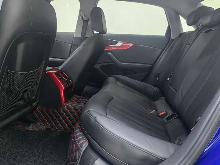 Audi A4L 2019 40 TFSI VI — фото 15