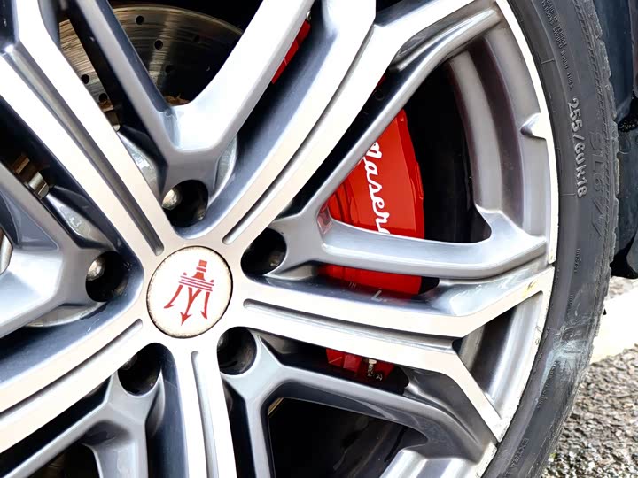 Maserati Levante 2016 3.0 T Standard — фото 13
