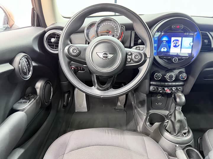 MINI Hatch — фото 16