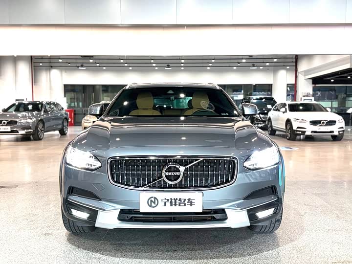 Volvo V90 2019 Cross Country T 5 AWD VI — фото 2
