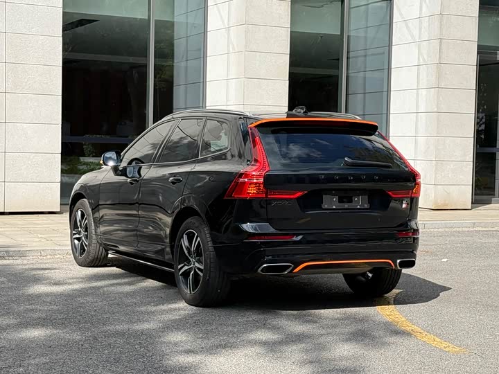 Volvo XC60 2019 T 5 4 WD VI — фото 16