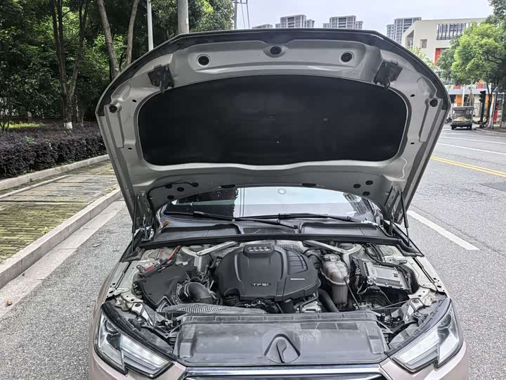 Audi A4L Plus 40 TFSI базовая — фото 14