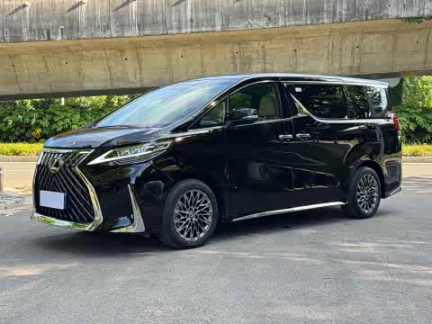 Toyota Vellfire — фото 13