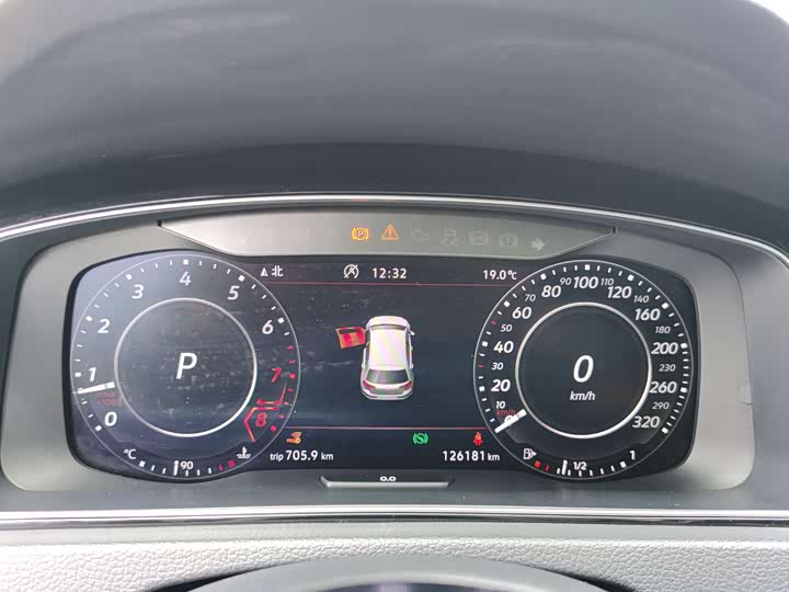 Volkswagen GTI 2019 2.0 TSI GTI V — фото 6