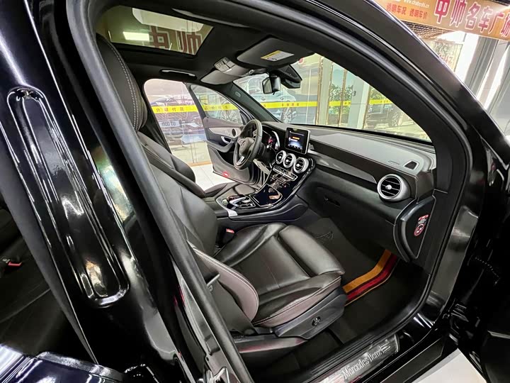 Mercedes-Benz GLC 2017 GLC 200 4 MATIC — фото 15