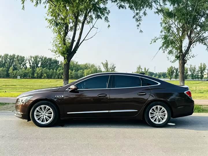 Buick LaCrosse — фото 4