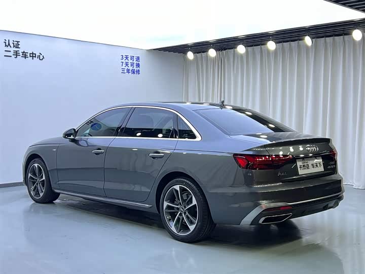 Audi A4L 2022 40 TFSI — фото 5