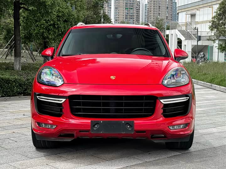 Porsche Cayenne 2016 Cayenne GTS 3.6 T — фото 2