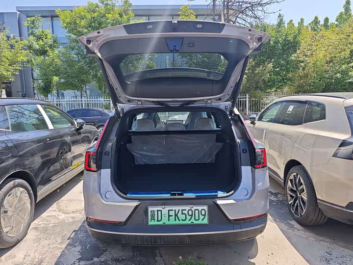 Volvo XC70 Hybrid 2026 4 WD Core — фото 7
