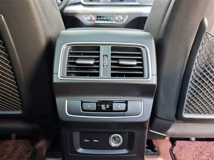 Audi Q5L 2020 40 TFSI — фото 13