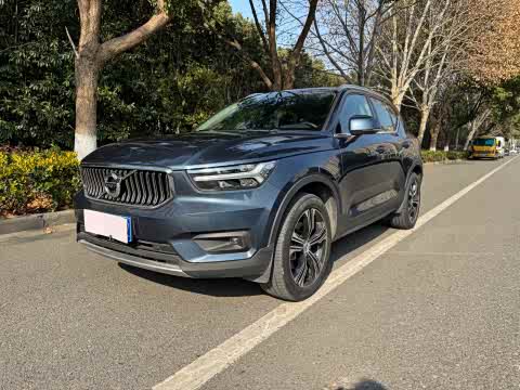 Volvo XC40 2021 T 4 WD — фото 13