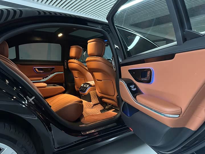 Mercedes-Benz S-Class S 400 L — фото 18