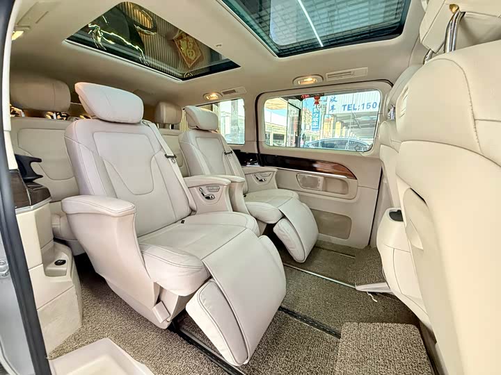 Mercedes-Benz V-Class 2016 V 260 L — фото 13