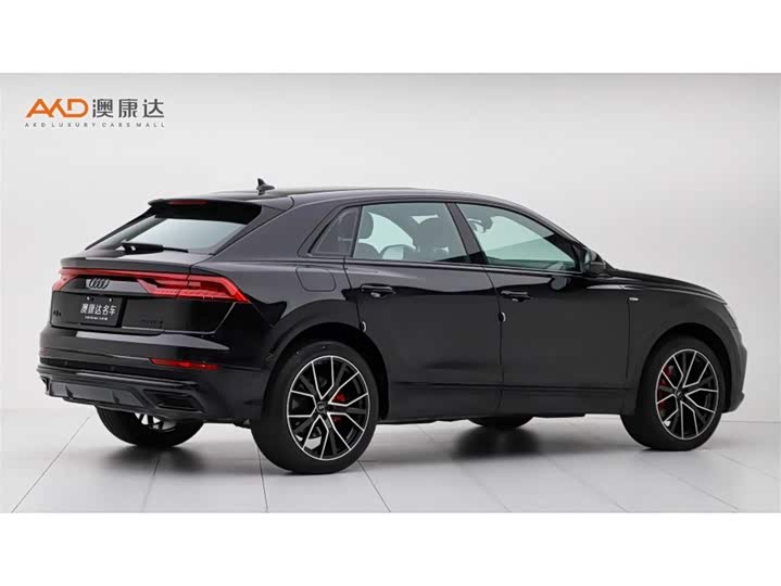Audi Q82019 55 TFSI — фото 3
