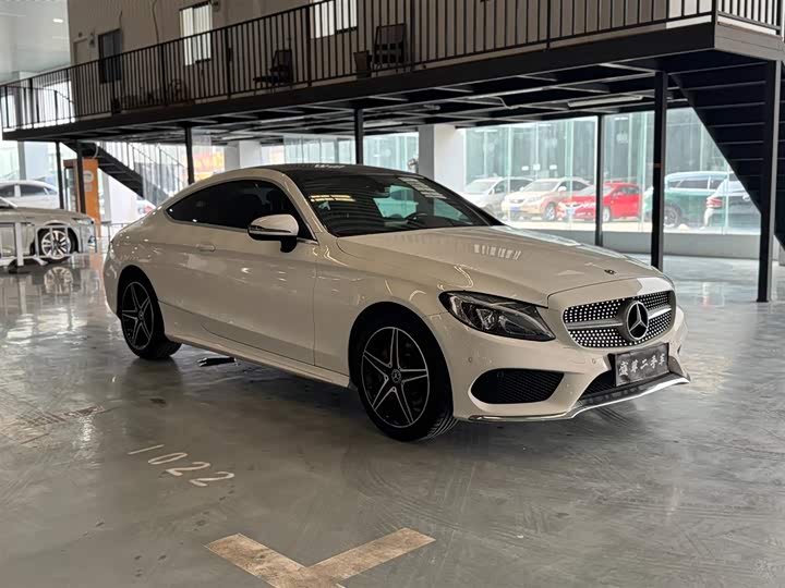 Mercedes-Benz C-Class 2018 C 200 — фото 3