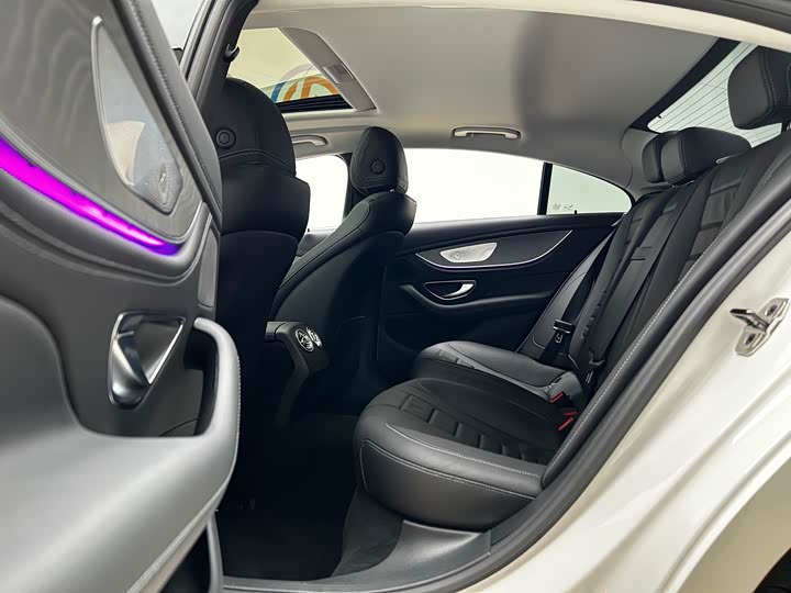 Mercedes-Benz CLS 2023 CLS 300 — фото 13