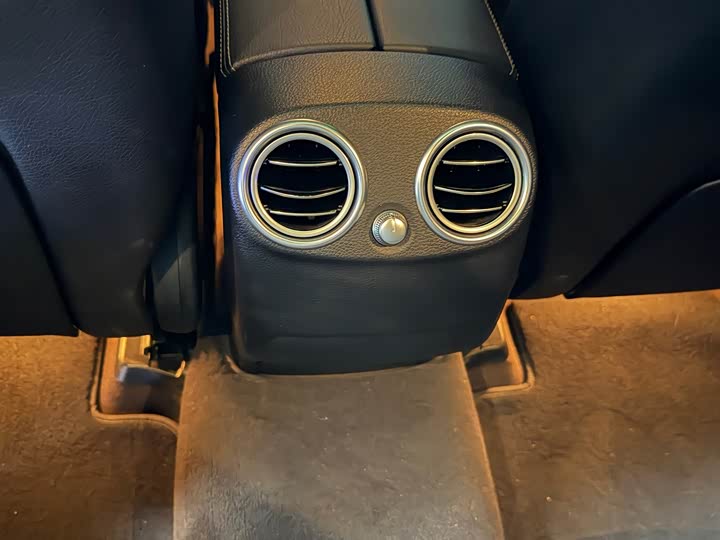 Mercedes-Benz GLC 260 4MATIC люкс — фото 15