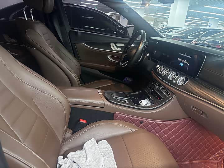 Mercedes-Benz E-Class рестайлинг E 300 L стиль — фото 5