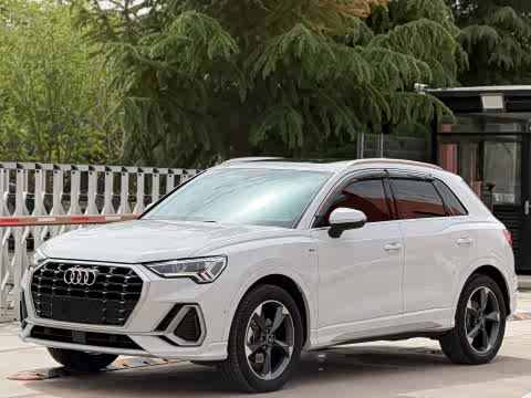 Audi Q3 2023 35 TFSI (1.5 T) — фото 10