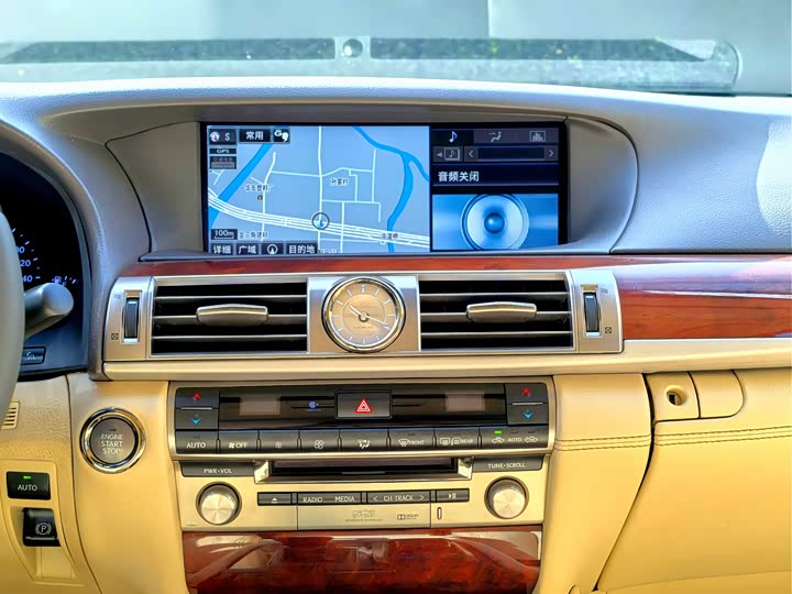 Lexus LS 2016 460 L 4 WD — фото 8