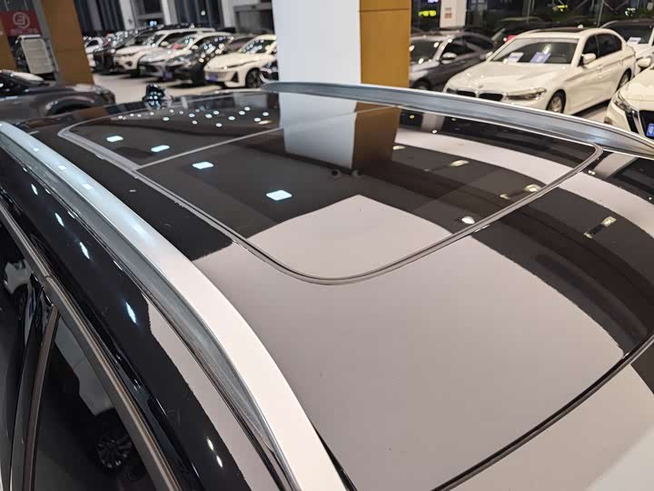 Volvo XC40 2020 T 3 — фото 34