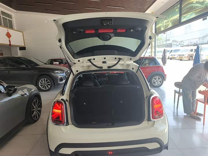 MINI Hatch — фото 19