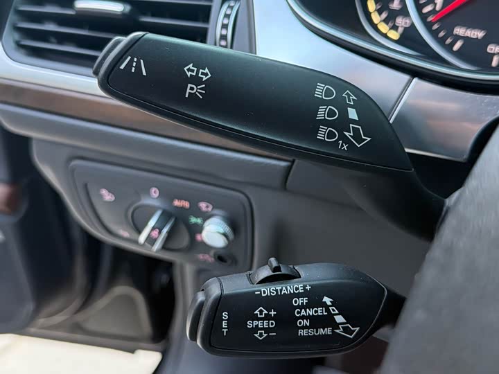 Audi A6L 2016 50 TFSI quattro — фото 20