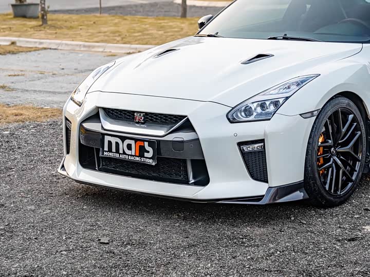 Nissan GT-R 2017 3.8 T — фото 5