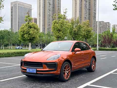 Porsche Macan 2022 Macan 2.0 T — фото 16