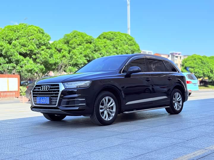 Audi Q7 2019 55 TFSI — фото 1