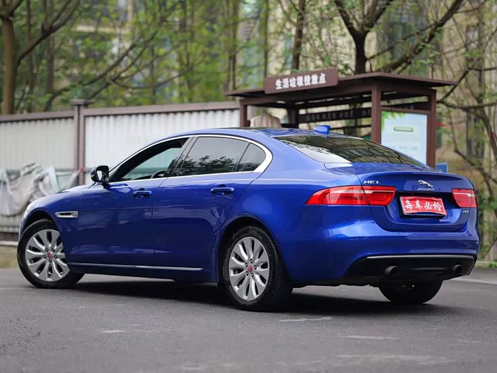 Jaguar XEL 2018 2.0 T 200 PS — фото 13