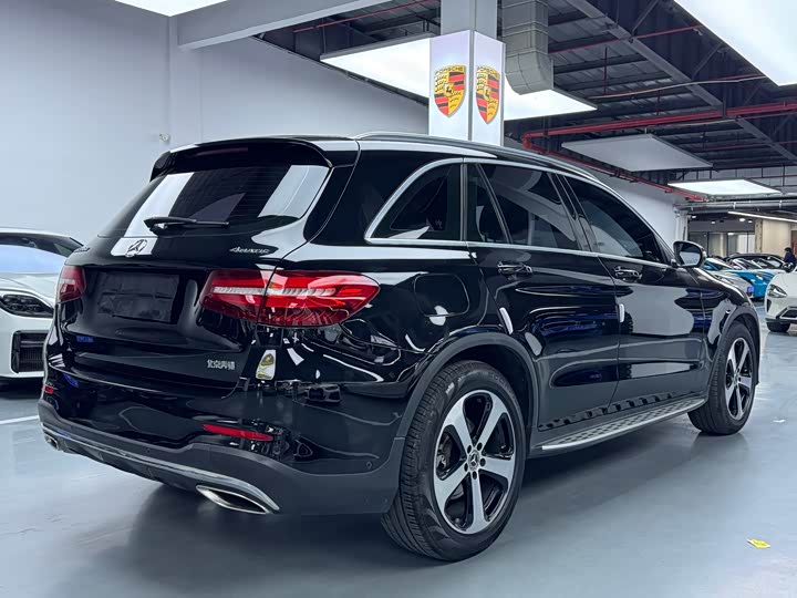 Mercedes-Benz GLC 2018 GLC 260 4 MATIC Luxury — фото 22
