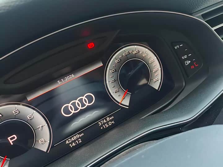 Audi Q7 2023 45 TFSI quattro S line Sport — фото 6