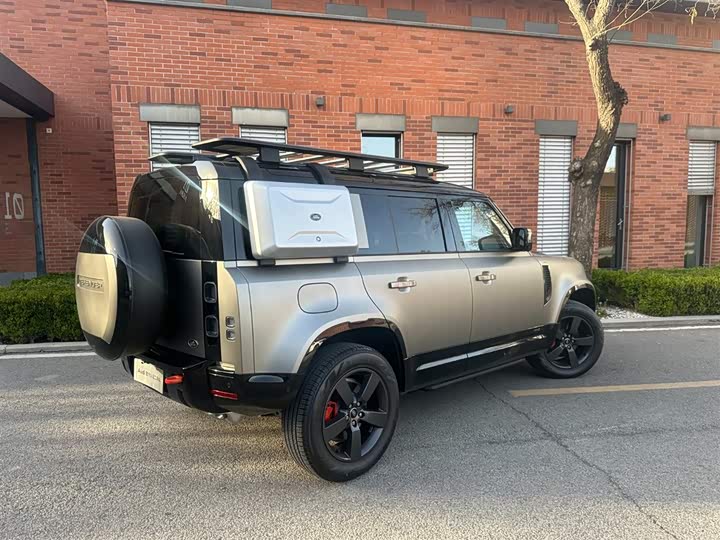 Land Rover Defender — фото 4
