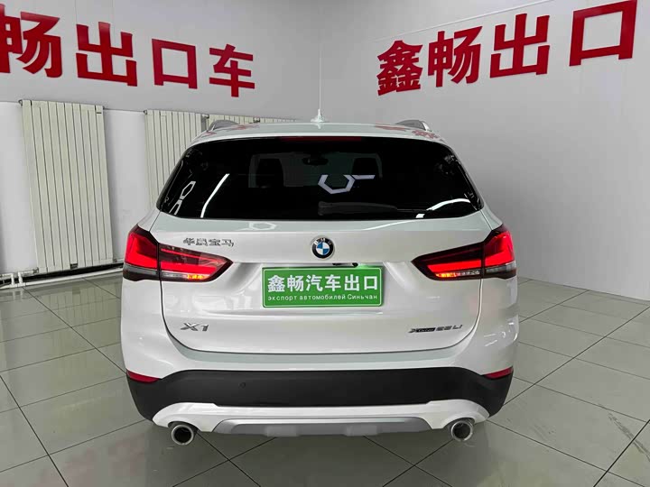BMW X1 2022 x Drive 25 Li — фото 5