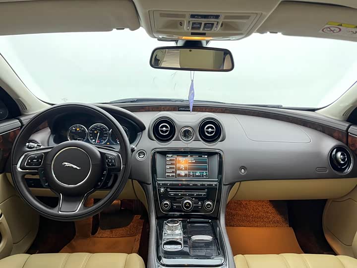 Jaguar XJ 2015 XJL 3.0 SC 2 WD — фото 4