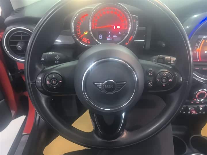 MINI Hatch — фото 11