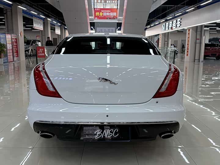 Jaguar XJ 2016 XJL 3.0 SC 2 WD — фото 11