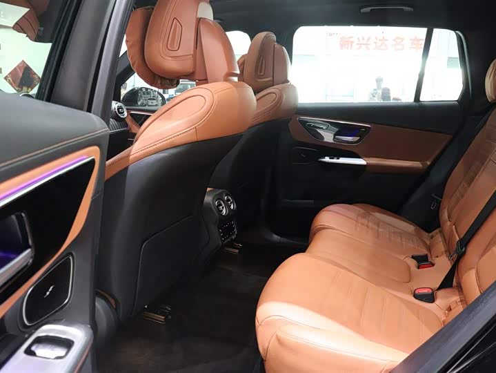 Mercedes-Benz GLC 2024 GLC 260 L 4 MATIC Luxury 5 — фото 7