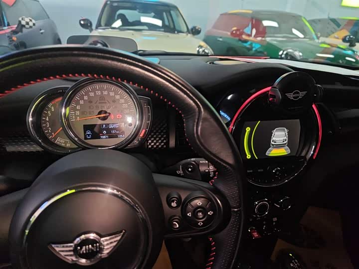 MINI Hatch — фото 12