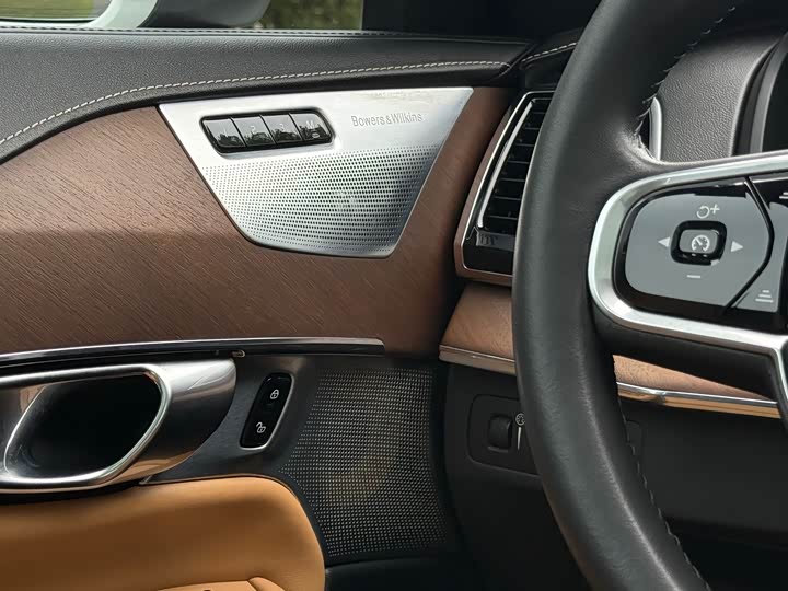 Volvo XC90 2015 T 6 7 — фото 17